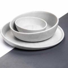 ensemble vaisselle marbre gris